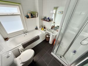 Photo 19- click for photo gallery